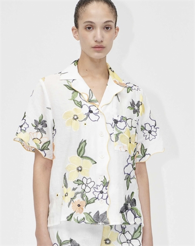 Stine Goya - Scalloped Short Sleeve Skjorte - Wild Flowers Embroidery 